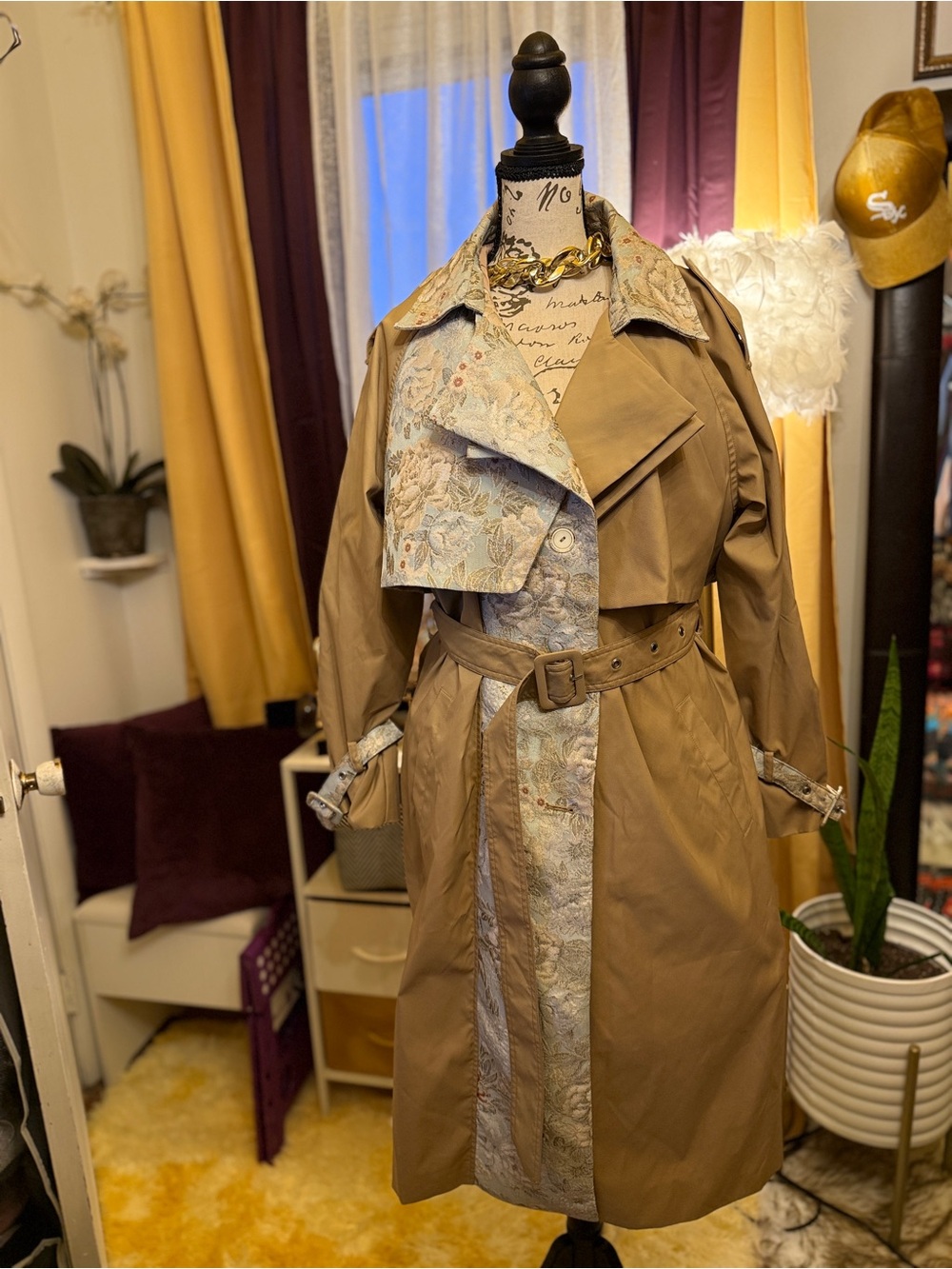 Women's Brocade Patch Trench Coat - Tan with Floral Lining